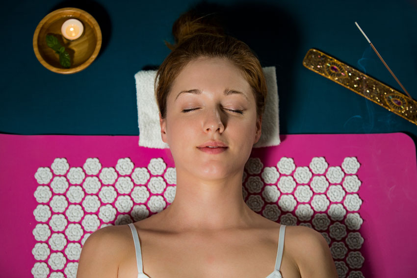 How to use an acupressure mat?