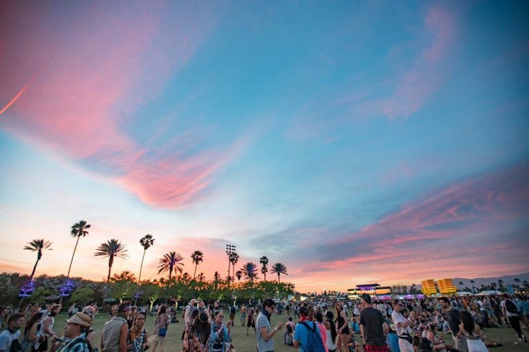 https://www.instagram.com/coachella/