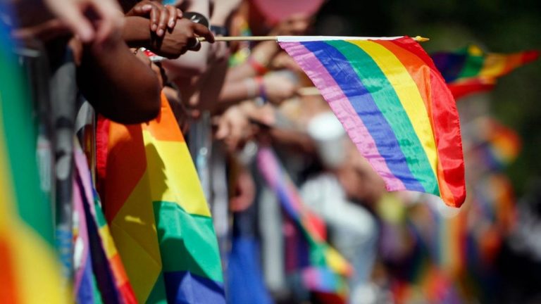 gay-pride-www.theodysseyonline.com