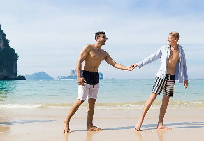 5 Summer Vacation Tips Every Gay Couple Needs to Know