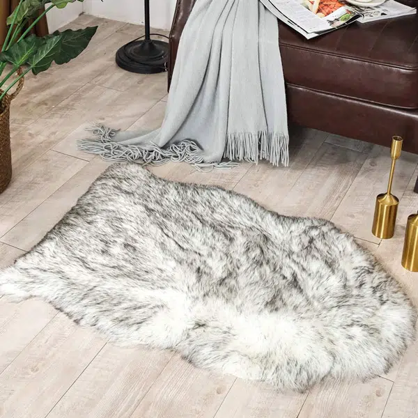 Carvapet Luxury Soft Faux Sheepskin Cushion