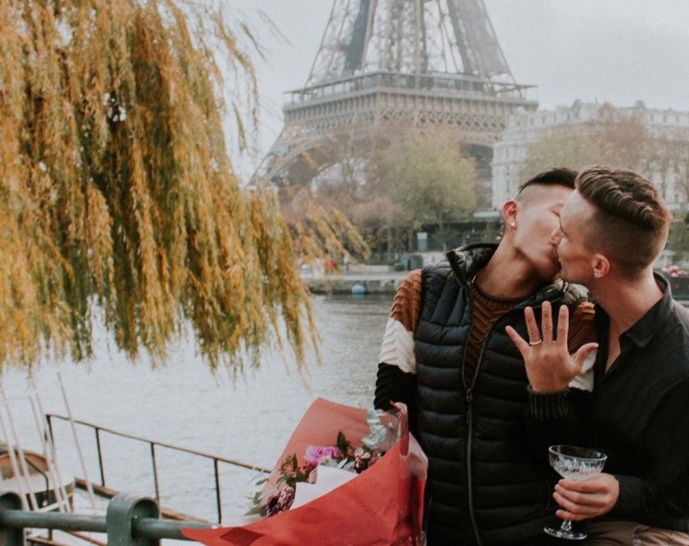 gay proposal in paris