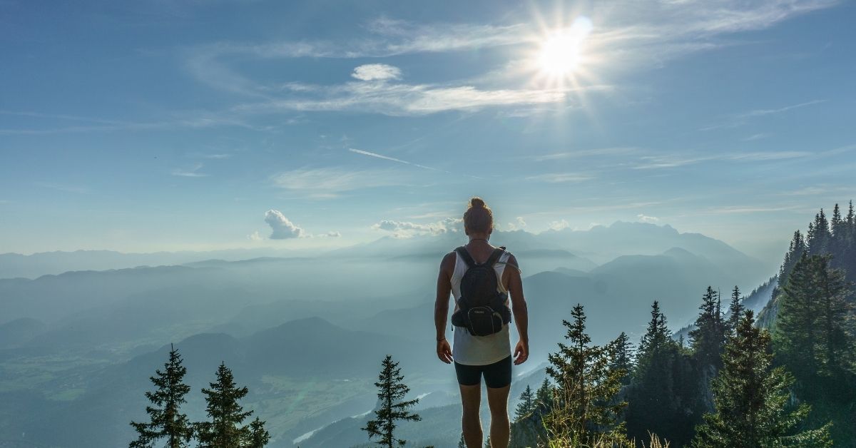 What to Wear Hiking in Summer