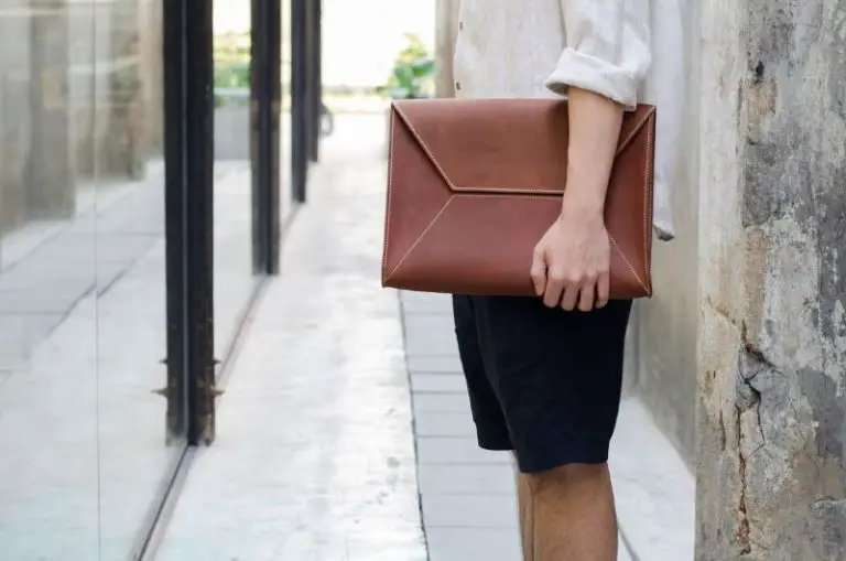 5 Best Stylish Leather Bags For Your Boyfriend